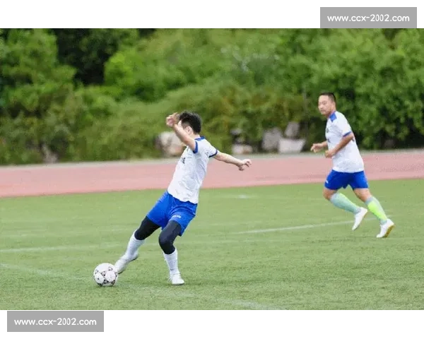 足球比赛全站入口，全面掌握最新赛事动态与比分，精彩赛事一手掌握 - 副本 - 副本